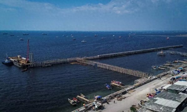 富灯网  雅加达防波堤, 为何断了渔民活路? 背后其实是印尼大棋局!